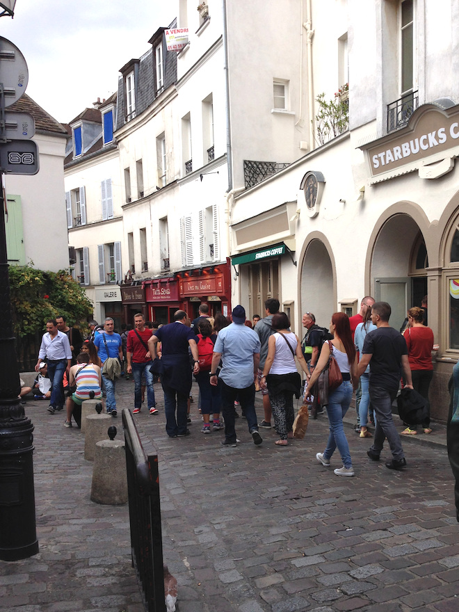 Starbucks-coffee-Montmartre