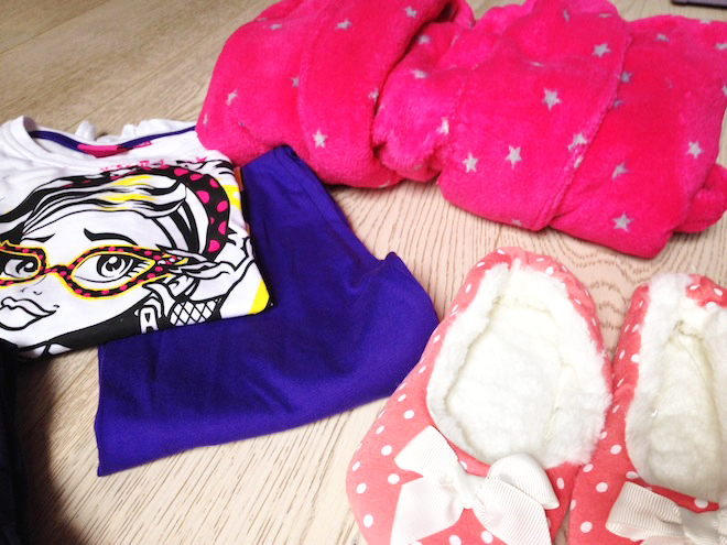 Ensemble-pyjamas-monster-high-kiabi