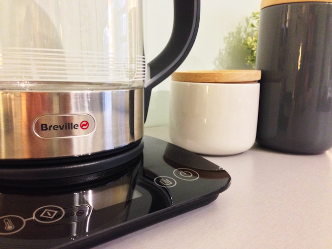 Breville-bouilloire-zoom