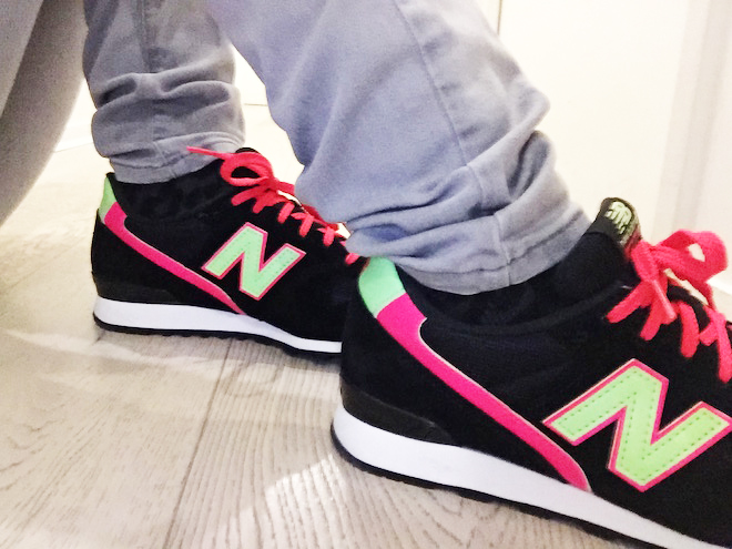 new balance noir et rose fluo