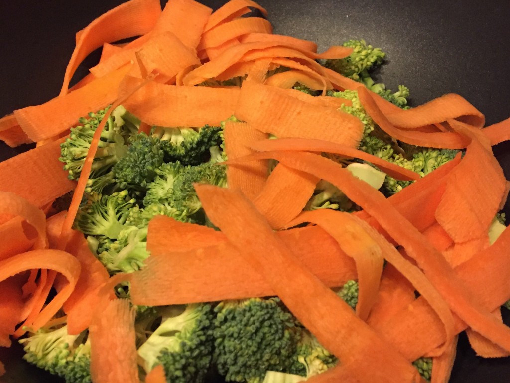 Poêlée brocolis carottes