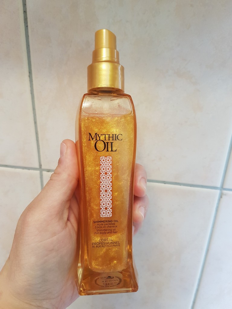 Mythic Oil huile pailletée corps et cheveux de chez L'Oréal professional