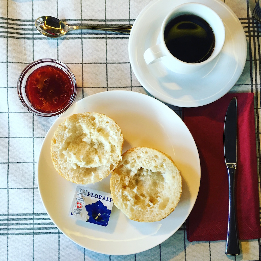 Petit déjeuner Hôtel Le Vanessa